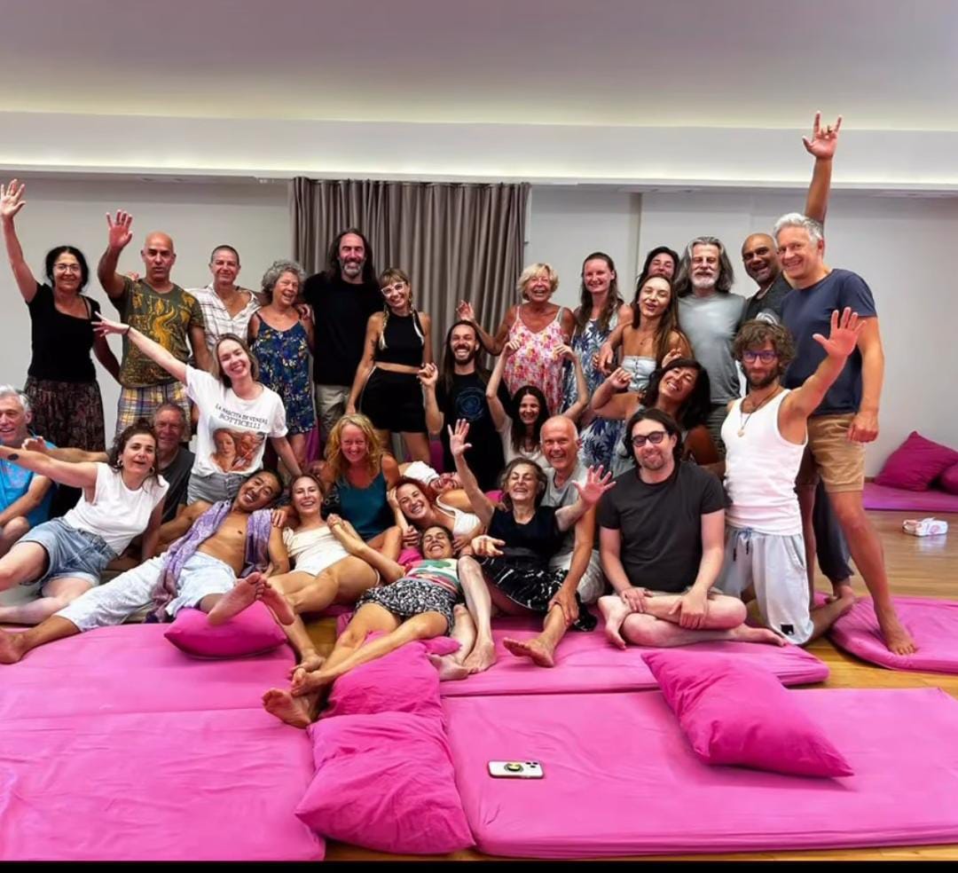 Kuba facilitating an Osho active meditation session at justnow YOGA — dynamic meditation in Prague